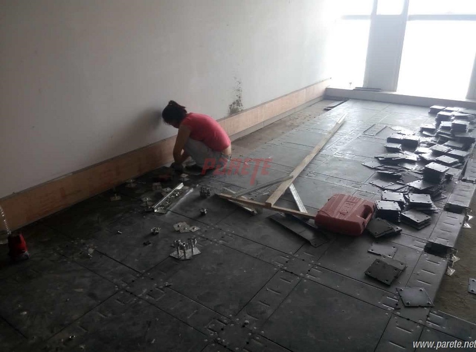 steel cementitious raised floor with trunk